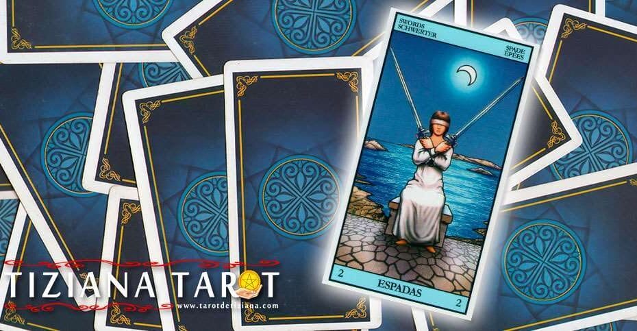 El dos de espadas en el tarot