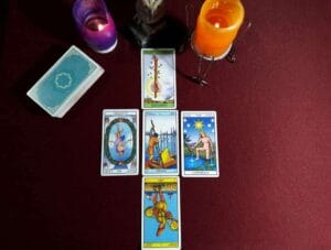 Cómo hacer una lectura de tarot