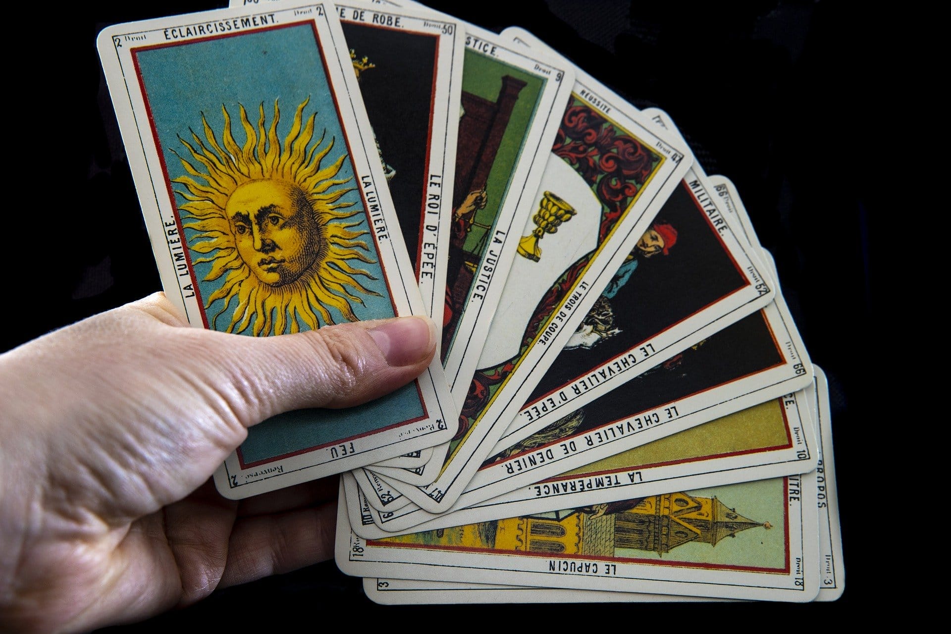 Combinaciones de cartas en el tarot -