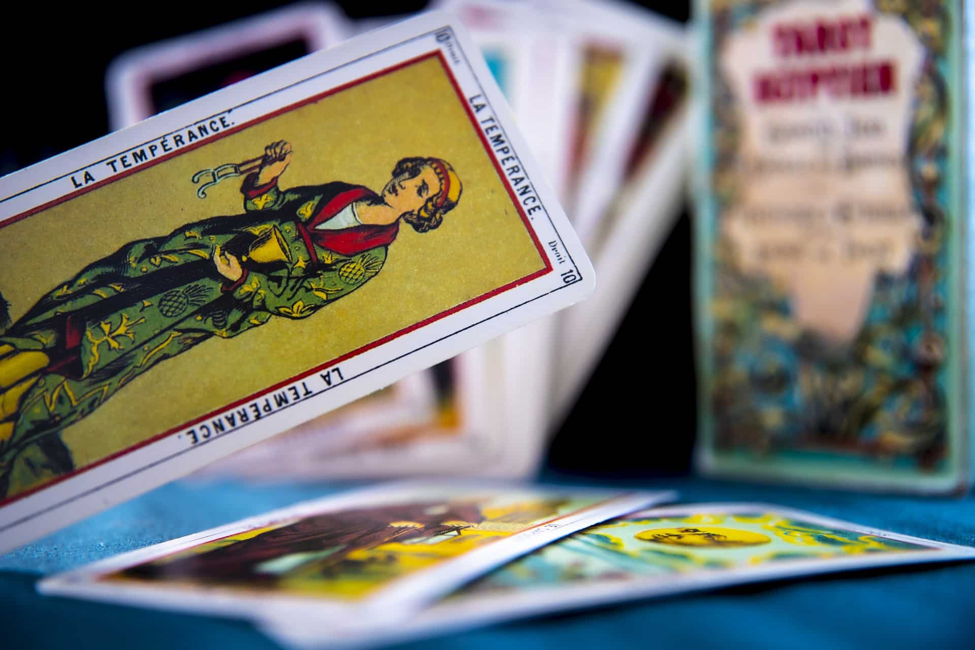Combinaciones de cartas en el tarot -