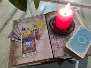 aprender como leer las cartas del tarot