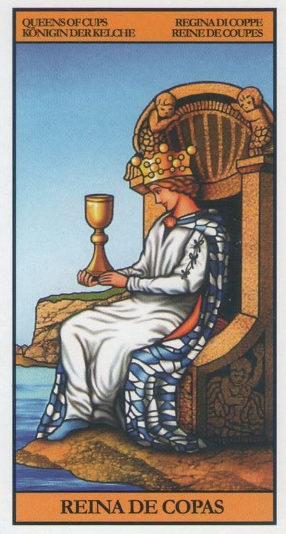 reina de copas en la lectura para manifestar los sueños