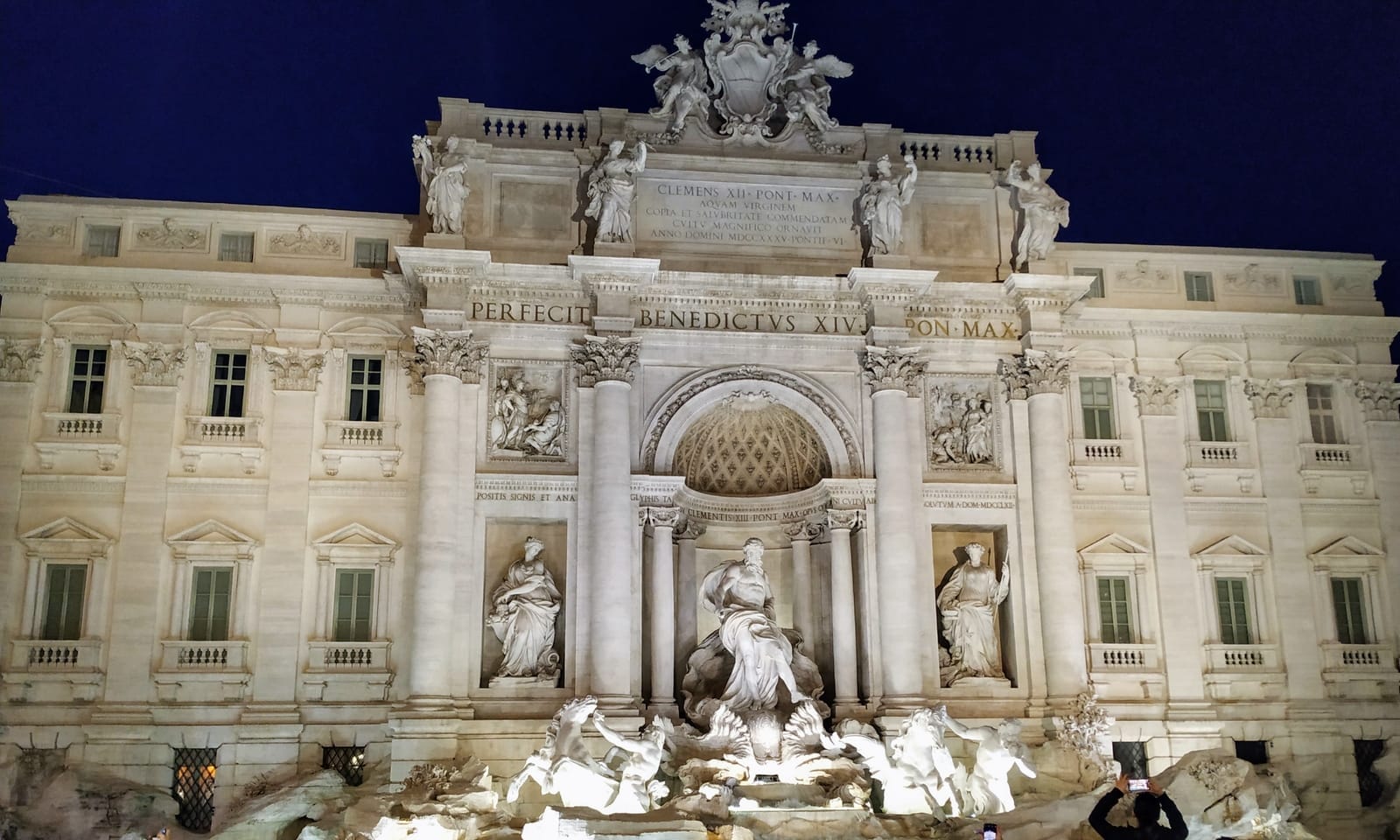 Viajes y mudanzas El mundo